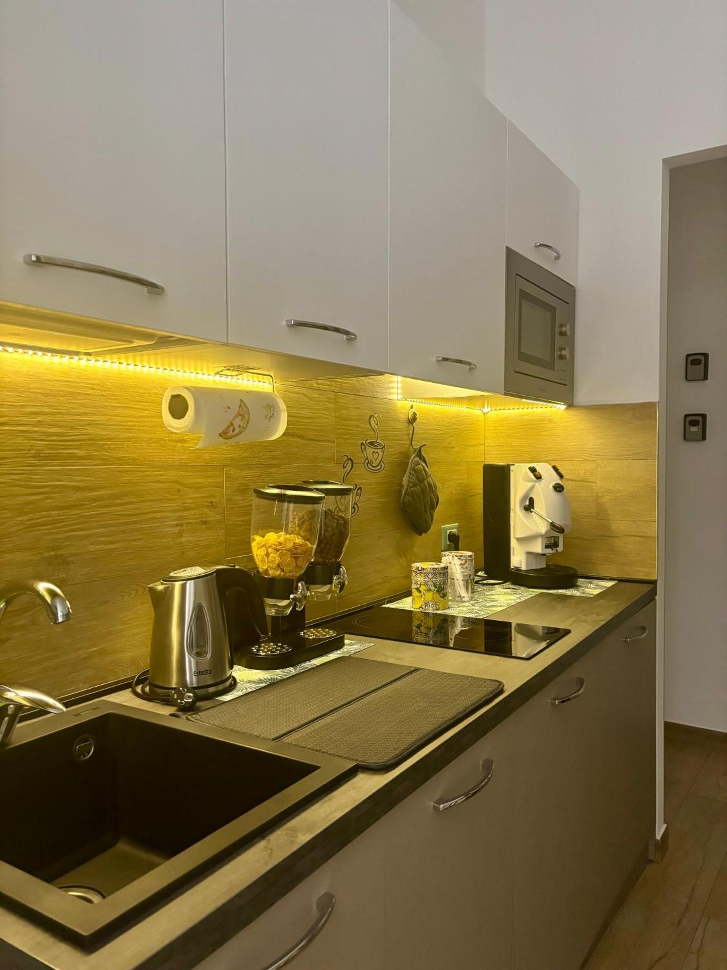 פלרמו D'Aragona Guest House מראה חיצוני תמונה